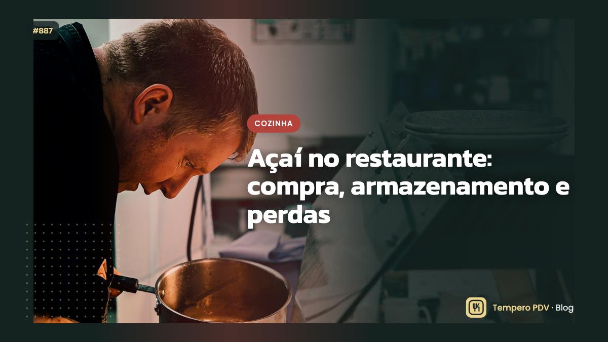 Açaí na cozinha do restaurante