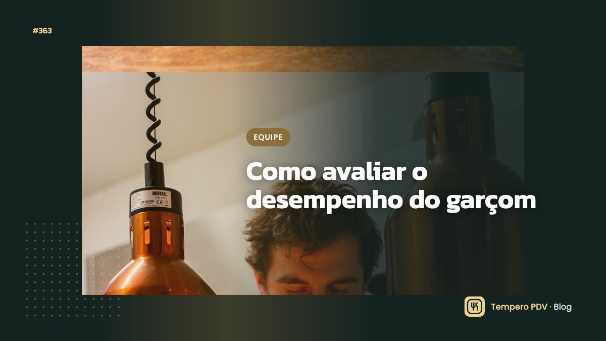 Garçom no restaurante