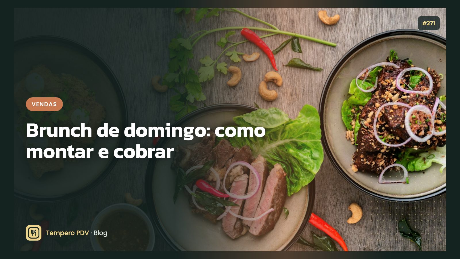 Mesa de brunch com ovos, panquecas e frutas