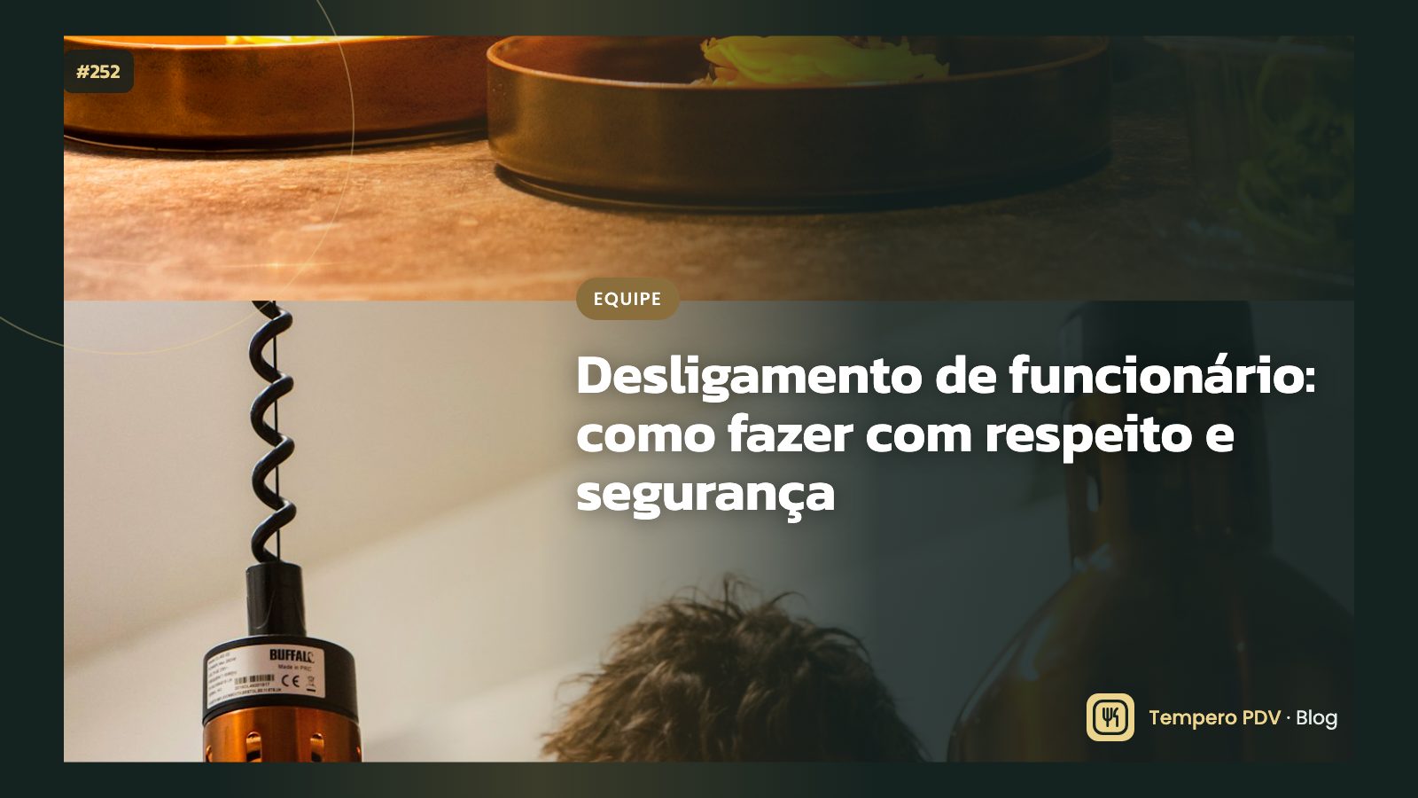 Gerente conversando em particular com funcionário