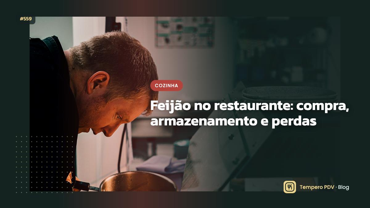Feijão na cozinha do restaurante
