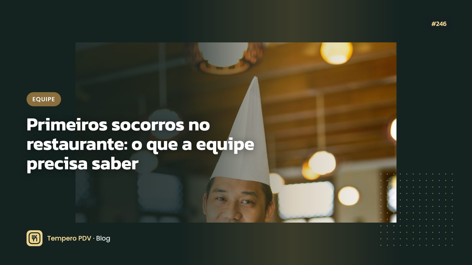 Caixa de primeiros socorros na parede da cozinha